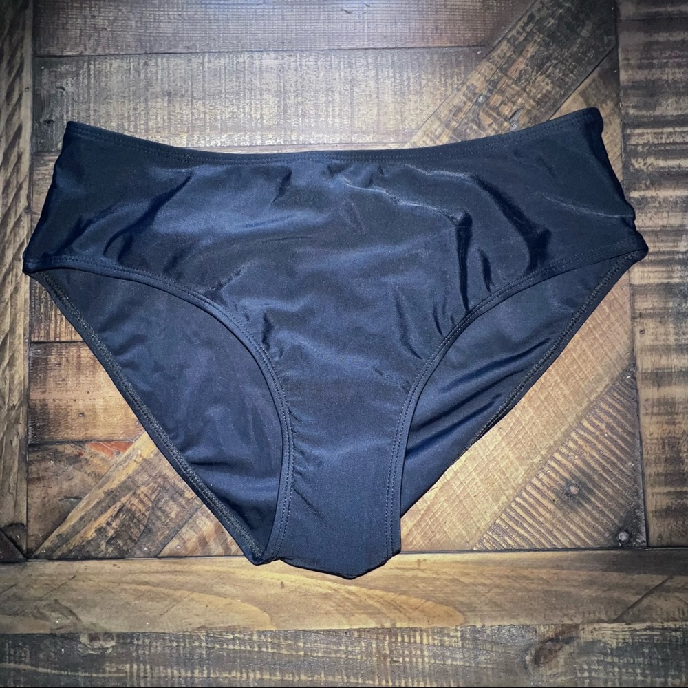 Women’s Modest Cut Swim Bottoms - Large